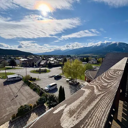 Cosy, Terrasse, Vue Montagne Apartament *